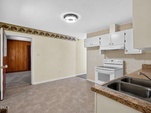 308 Pennsylvania Avenue, Fayetteville, NC 28301