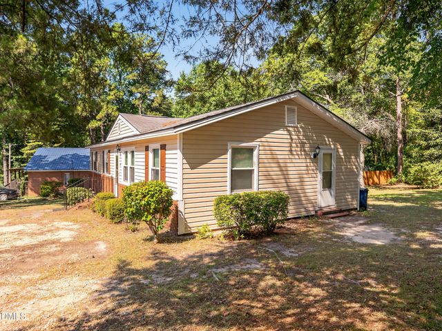 308 Pennsylvania Avenue, Fayetteville, NC 28301
