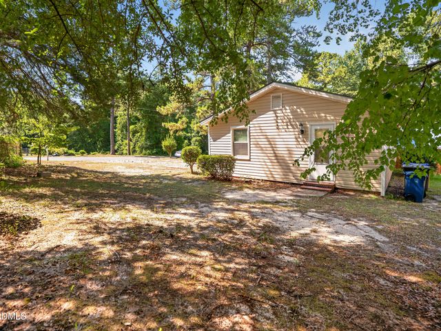 308 Pennsylvania Avenue, Fayetteville, NC 28301