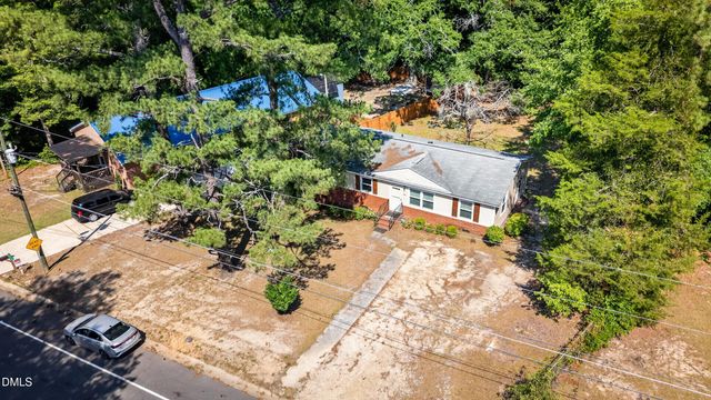 308 Pennsylvania Avenue, Fayetteville, NC 28301