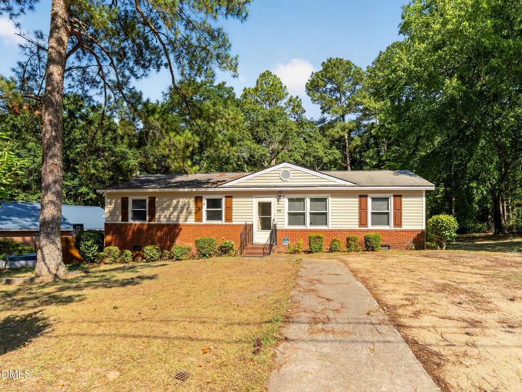 308 Pennsylvania Avenue, Fayetteville, NC 28301