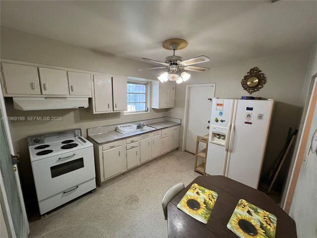 812 Columbus Blvd, Coral Gables, FL 33134