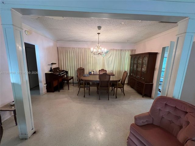 812 Columbus Blvd, Coral Gables, FL 33134