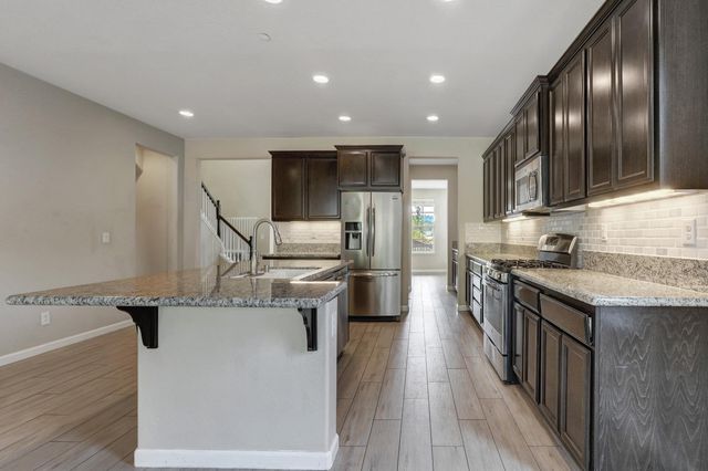 21631 Cascade Crossing Rd, Grass Valley, CA 95949
