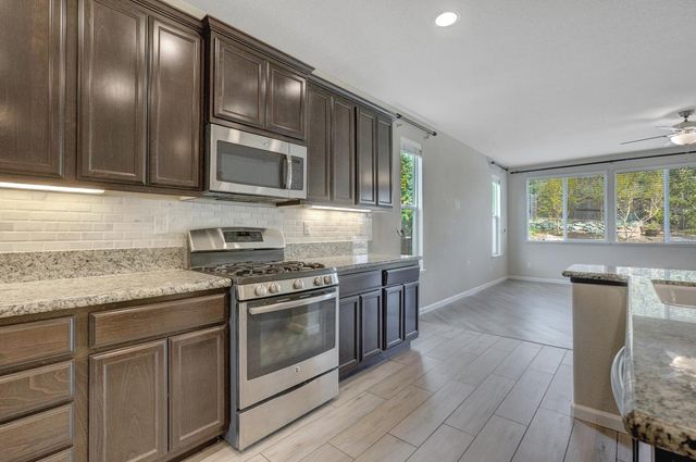 21631 Cascade Crossing Rd, Grass Valley, CA 95949