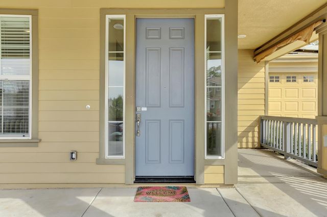 21631 Cascade Crossing Rd, Grass Valley, CA 95949