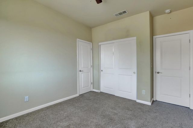 21631 Cascade Crossing Rd, Grass Valley, CA 95949