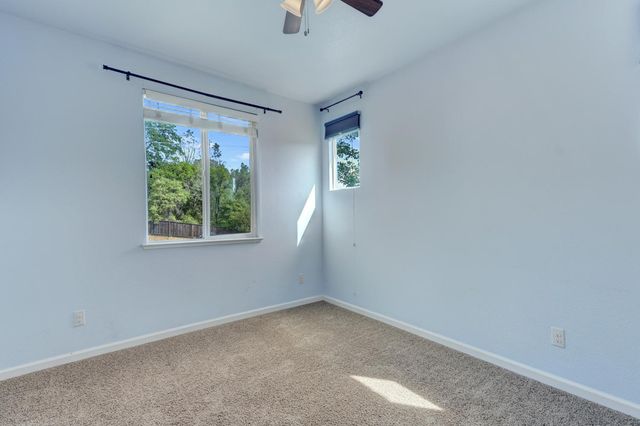 21631 Cascade Crossing Rd, Grass Valley, CA 95949
