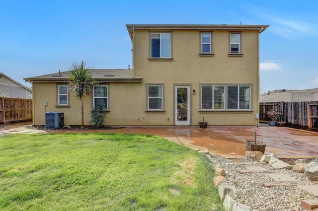 21631 Cascade Crossing Rd, Grass Valley, CA 95949