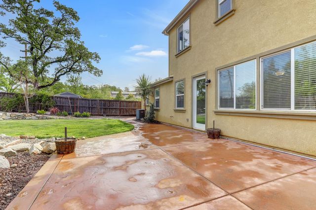 21631 Cascade Crossing Rd, Grass Valley, CA 95949