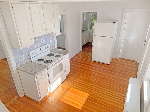 82 Bonham Rd, Dedham, MA 02026