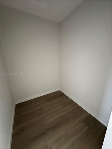 4946 SW 38th Way, Hollywood, FL 33312