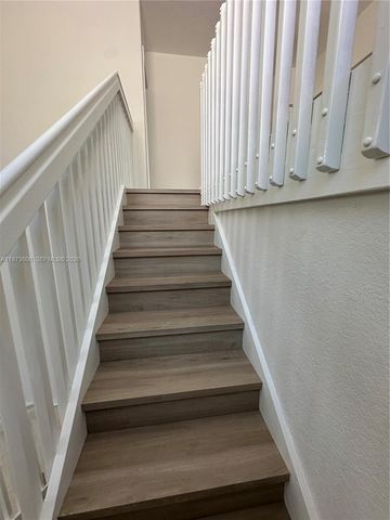 4946 SW 38th Way, Hollywood, FL 33312