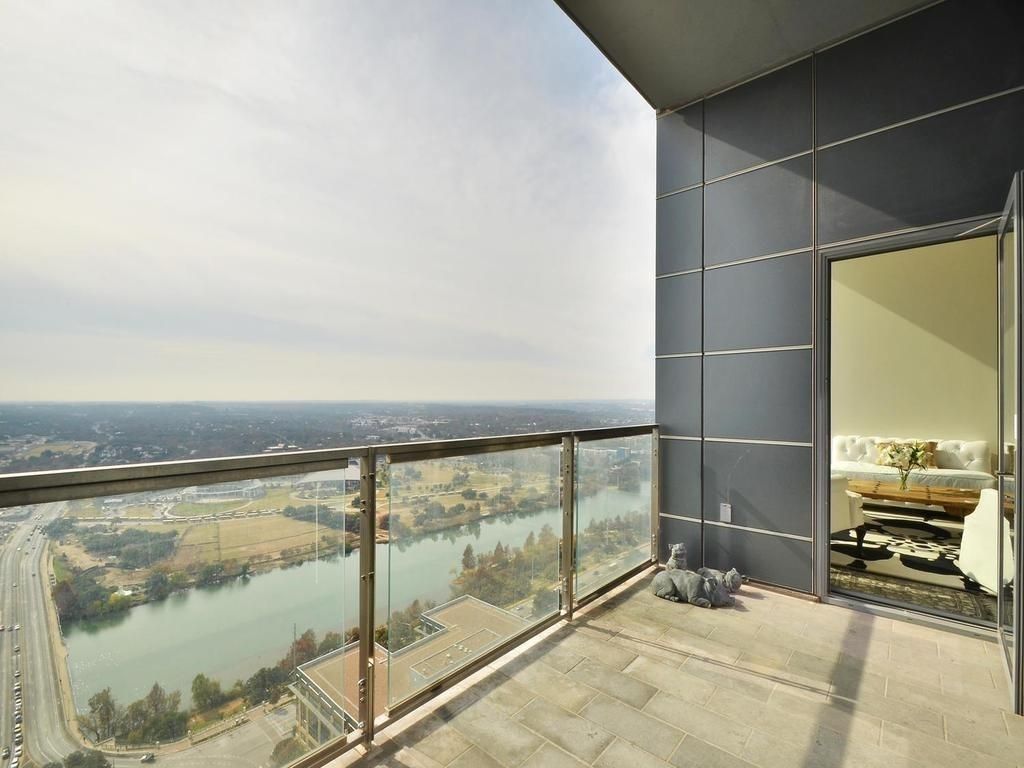 210 Lavaca ST 3103, Austin, TX 78701
