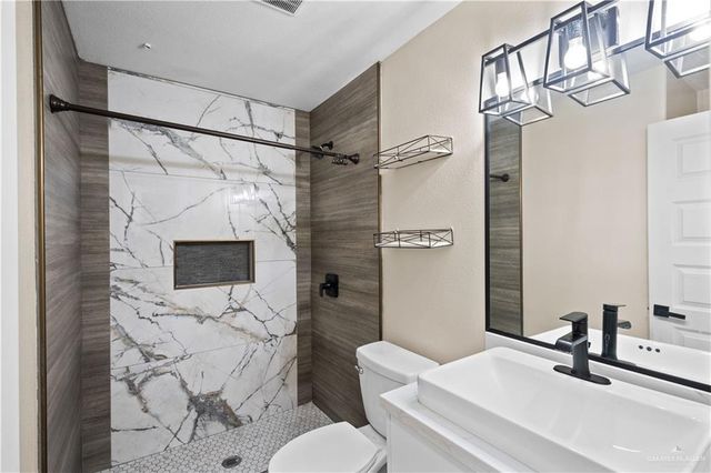 4229 Goldcrest Avenue, Mcallen, TX 78504