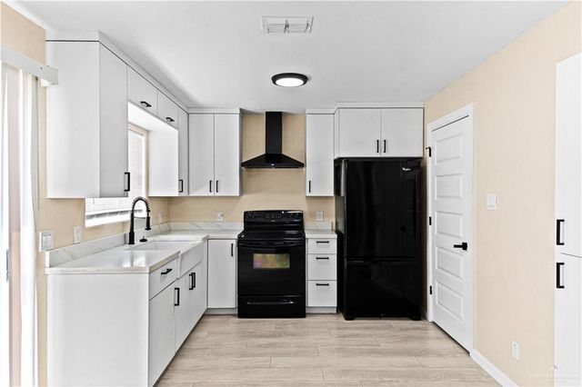 4229 Goldcrest Avenue, Mcallen, TX 78504