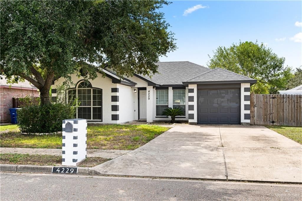 4229 Goldcrest Avenue, Mcallen, TX 78504
