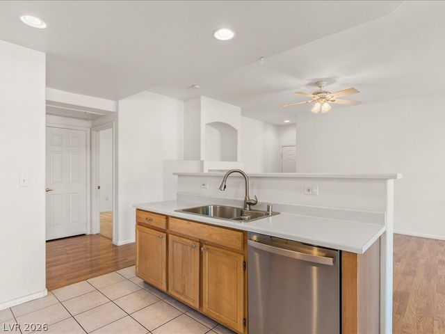 1500 Ruby Cliffs Lane 103, Las Vegas, NV 89144