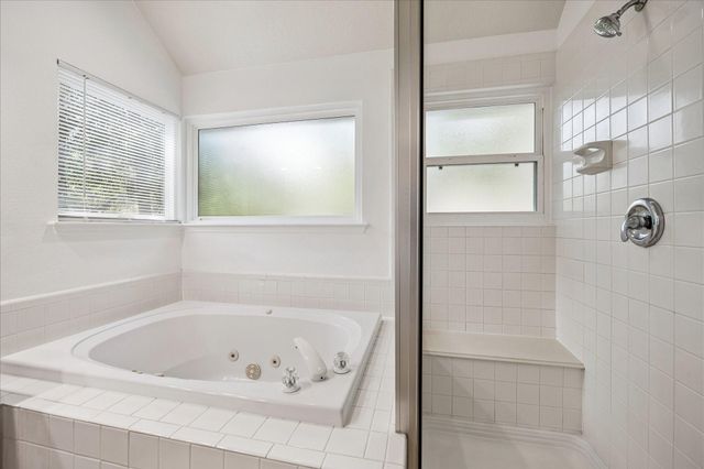 174 W Greywing Circle, The Woodlands, TX 77382