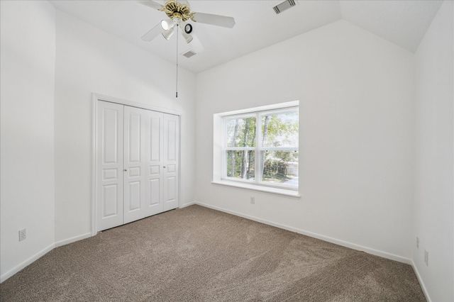 174 W Greywing Circle, The Woodlands, TX 77382