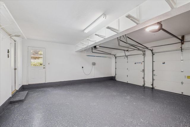 174 W Greywing Circle, The Woodlands, TX 77382