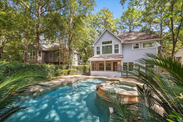 174 W Greywing Circle, The Woodlands, TX 77382