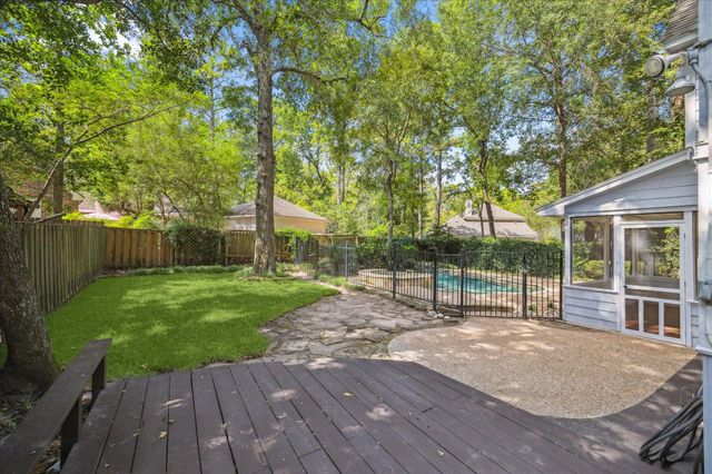 174 W Greywing Circle, The Woodlands, TX 77382