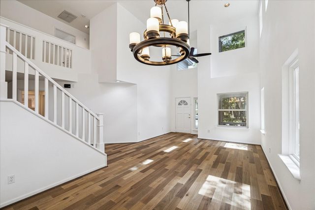 174 W Greywing Circle, The Woodlands, TX 77382