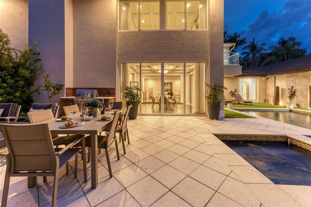 524 Poinciana Drive, Fort Lauderdale, FL 33301