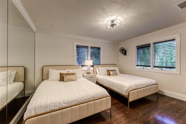 524 Poinciana Drive, Fort Lauderdale, FL 33301