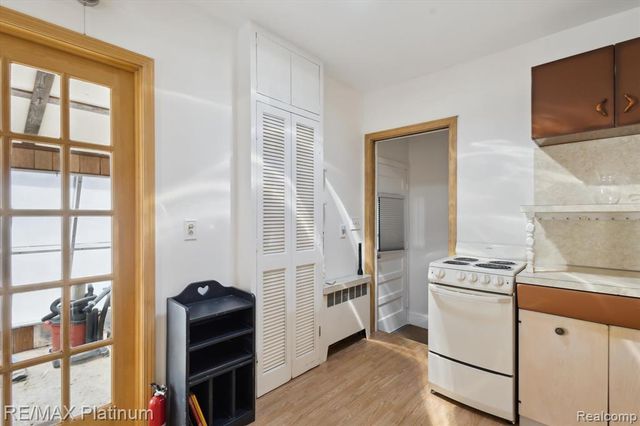 5001 Dexter Trail Road, Stockbridge, MI 49285