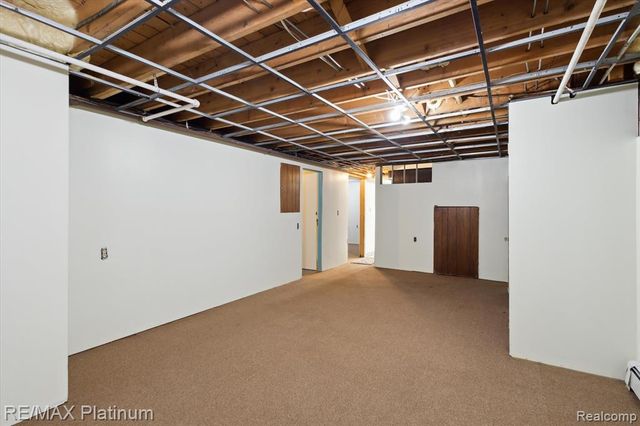 5001 Dexter Trail Road, Stockbridge, MI 49285