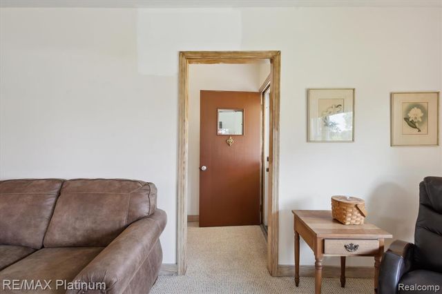 5001 Dexter Trail Road, Stockbridge, MI 49285