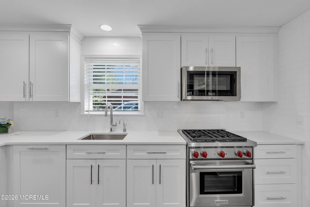 10 Dogwood Court, Spring Lake, NJ 07762