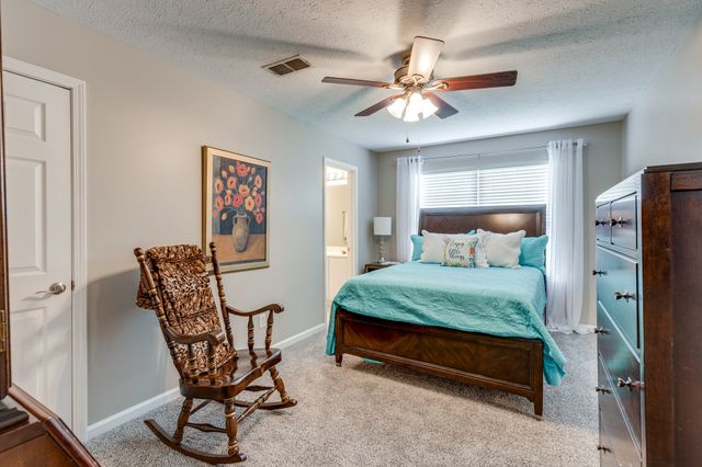 3083 Harpeth Springs Dr, Nashville, TN 37221