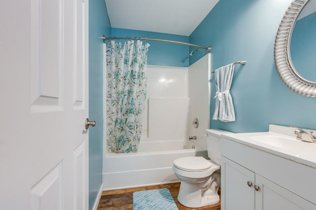3083 Harpeth Springs Dr, Nashville, TN 37221