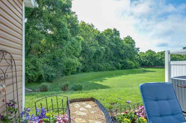3083 Harpeth Springs Dr, Nashville, TN 37221