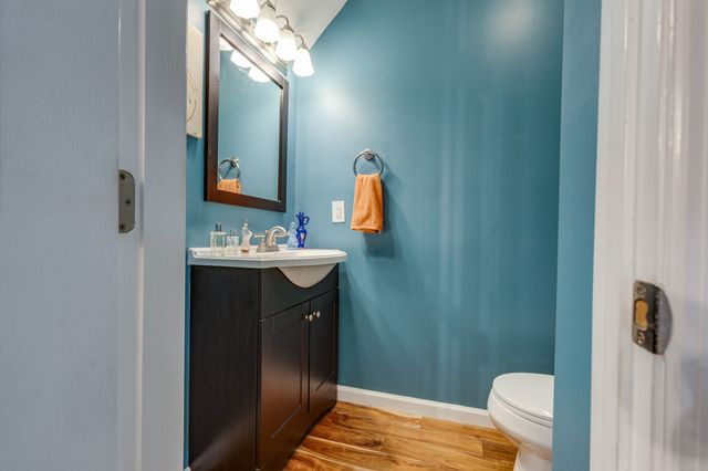 3083 Harpeth Springs Dr, Nashville, TN 37221