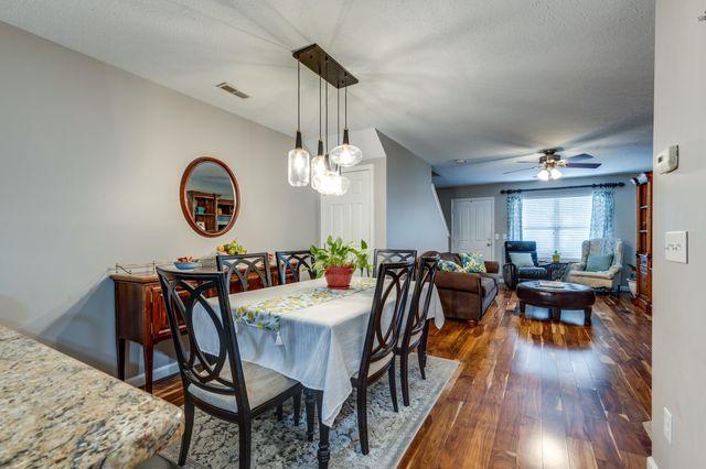3083 Harpeth Springs Dr, Nashville, TN 37221
