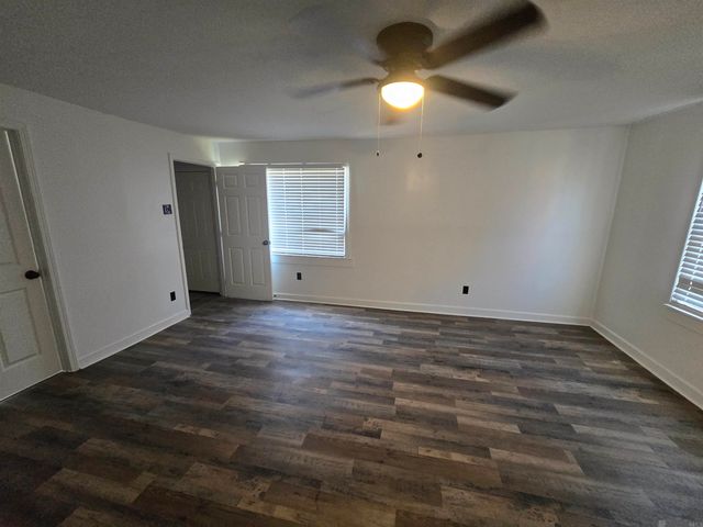 2145 N 38th St, Baton Rouge, LA 70802