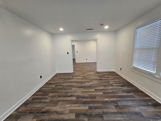 2145 N 38th St, Baton Rouge, LA 70802