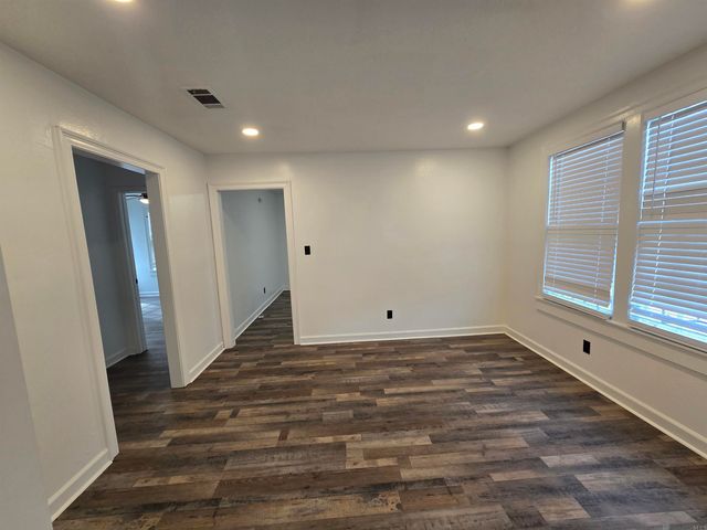 2145 N 38th St, Baton Rouge, LA 70802