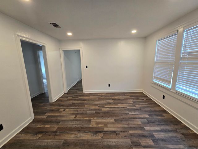 2145 N 38th St, Baton Rouge, LA 70802