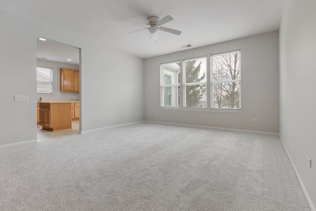 2982 Ravinia Circle, Mundelein, IL 60060