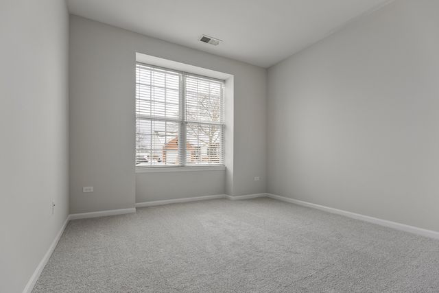 2982 Ravinia Circle, Mundelein, IL 60060