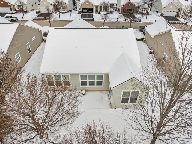 2982 Ravinia Circle, Mundelein, IL 60060