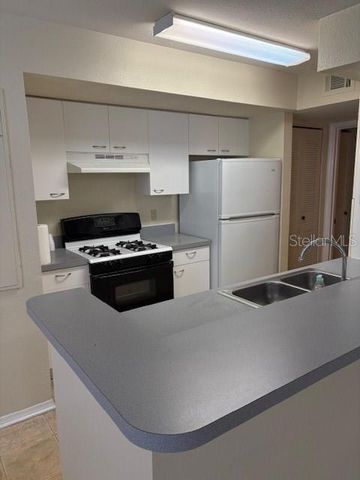 1608 COLUMBIA ARMS CIRCLE 126, Kissimmee, FL 34741