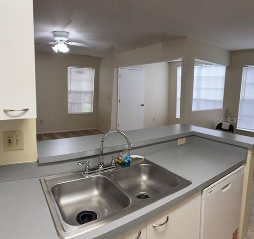 1608 COLUMBIA ARMS CIRCLE 126, Kissimmee, FL 34741