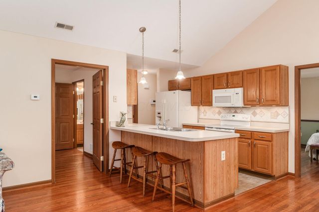 4263 Cobbleton Grove Circle, 1, Canal Winchester, OH 43110