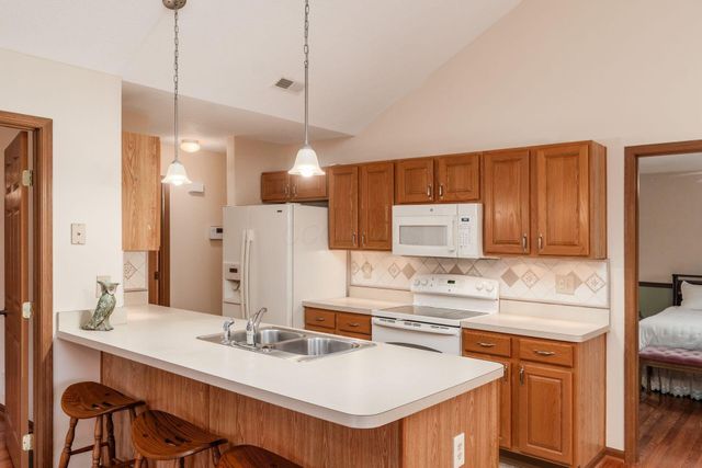 4263 Cobbleton Grove Circle, 1, Canal Winchester, OH 43110